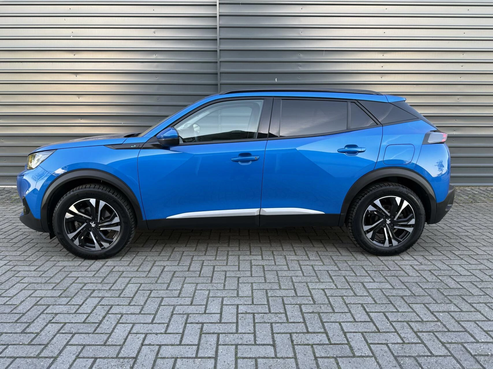 Hoofdafbeelding Peugeot e-2008