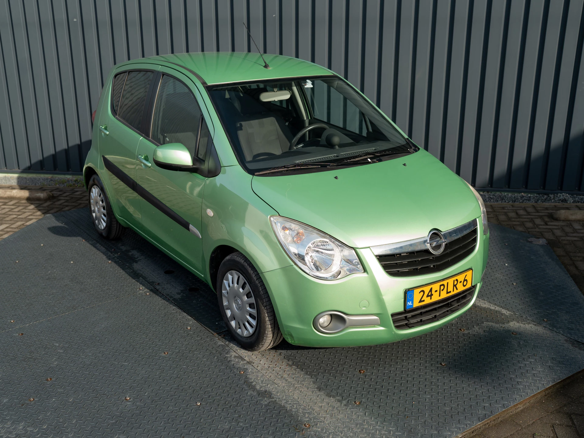Hoofdafbeelding Opel Agila