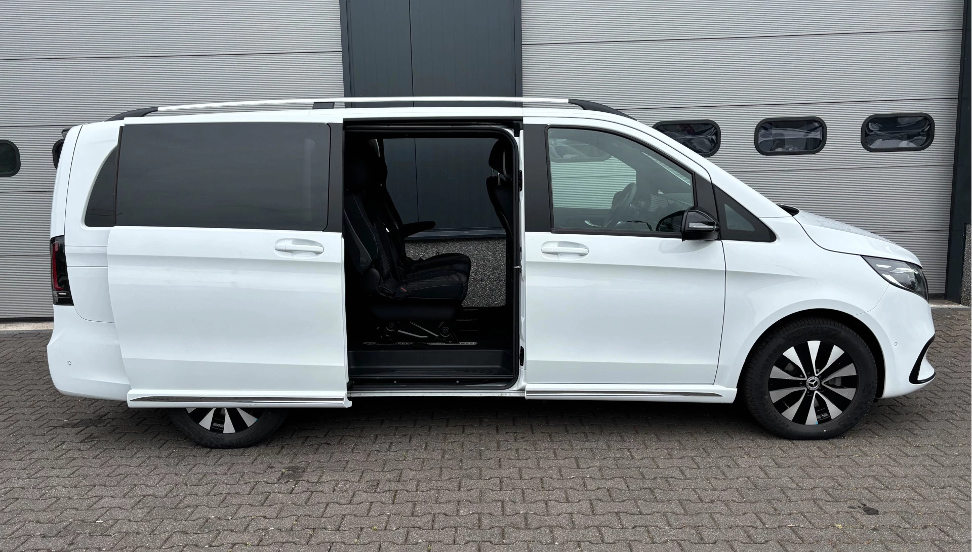 Hoofdafbeelding Mercedes-Benz EQV