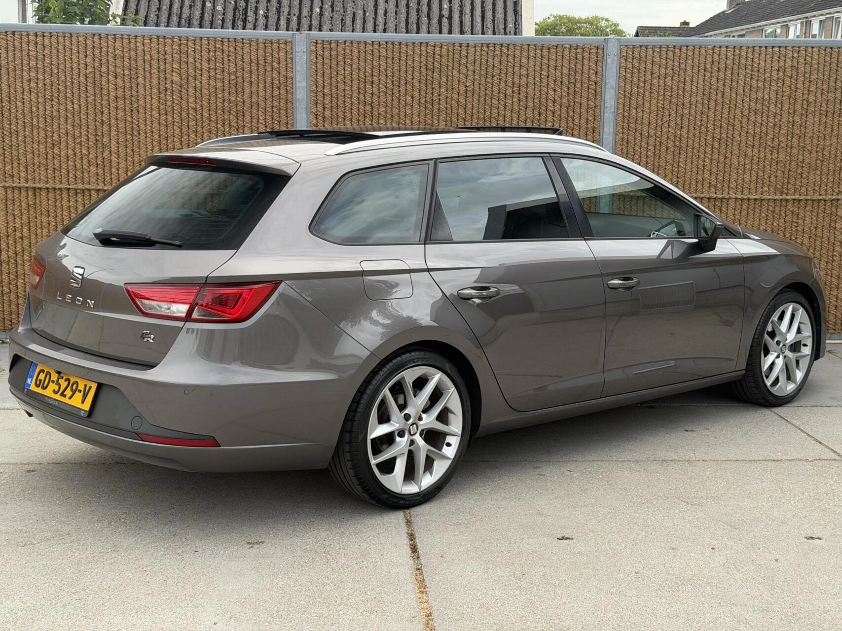 Hoofdafbeelding SEAT Leon