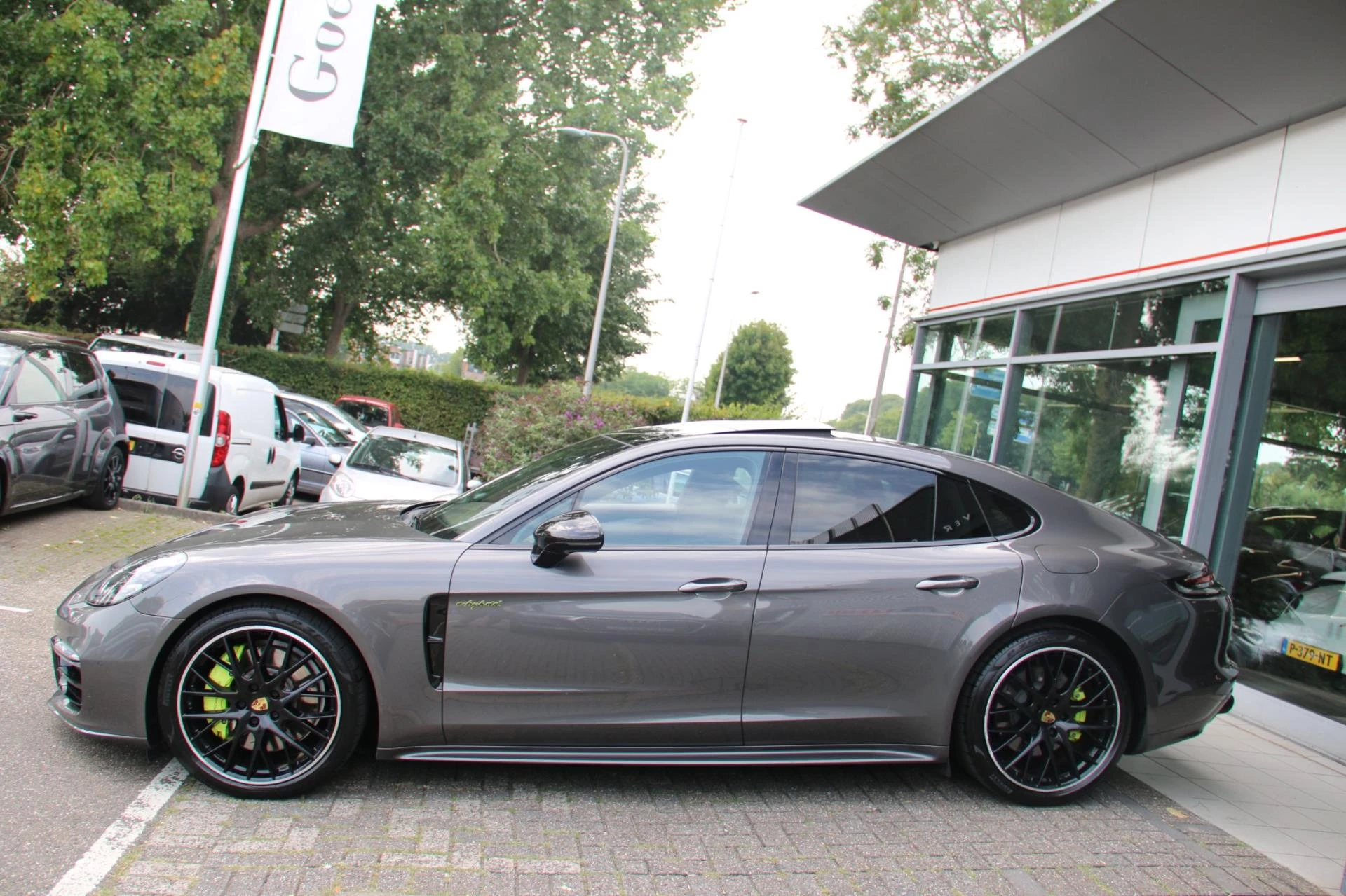 Hoofdafbeelding Porsche Panamera