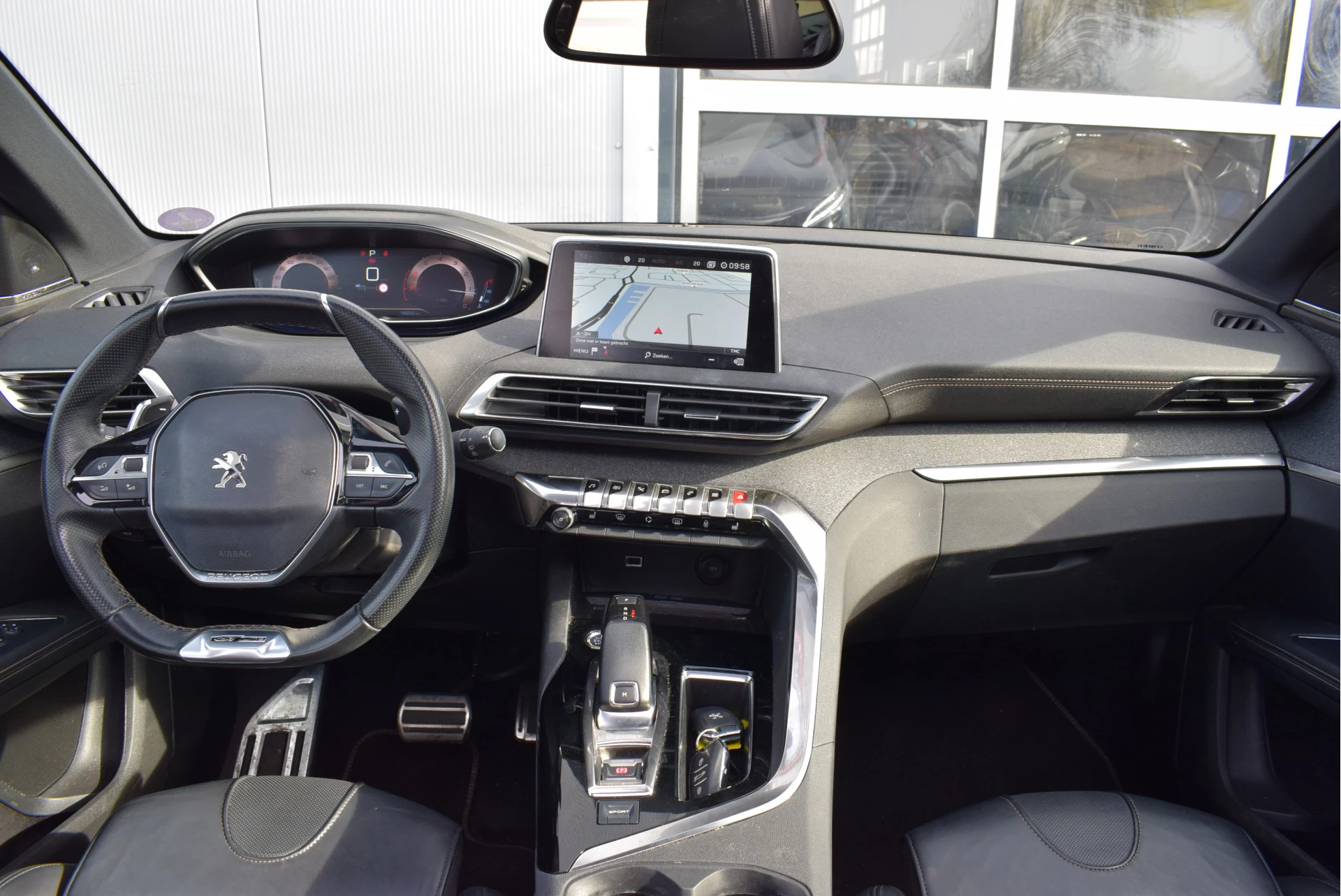 Hoofdafbeelding Peugeot 5008