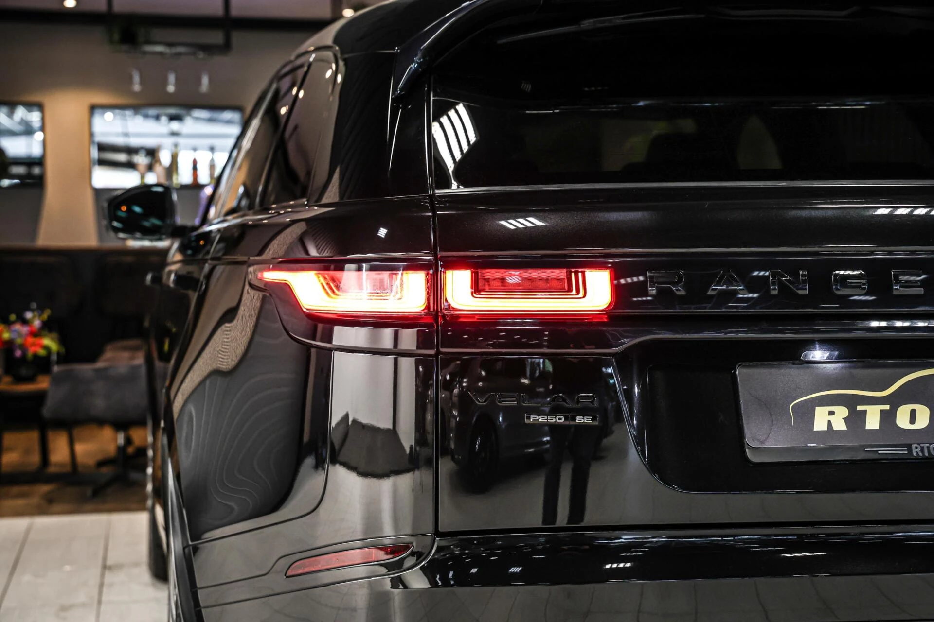 Hoofdafbeelding Land Rover Range Rover Velar