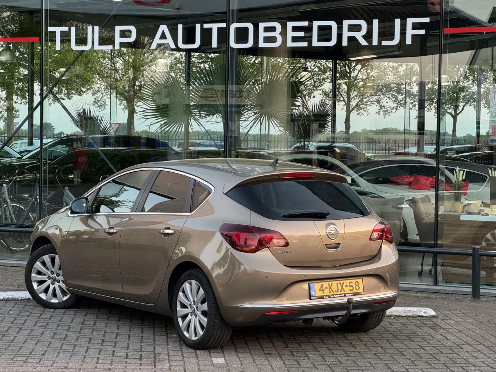 Hoofdafbeelding Opel Astra
