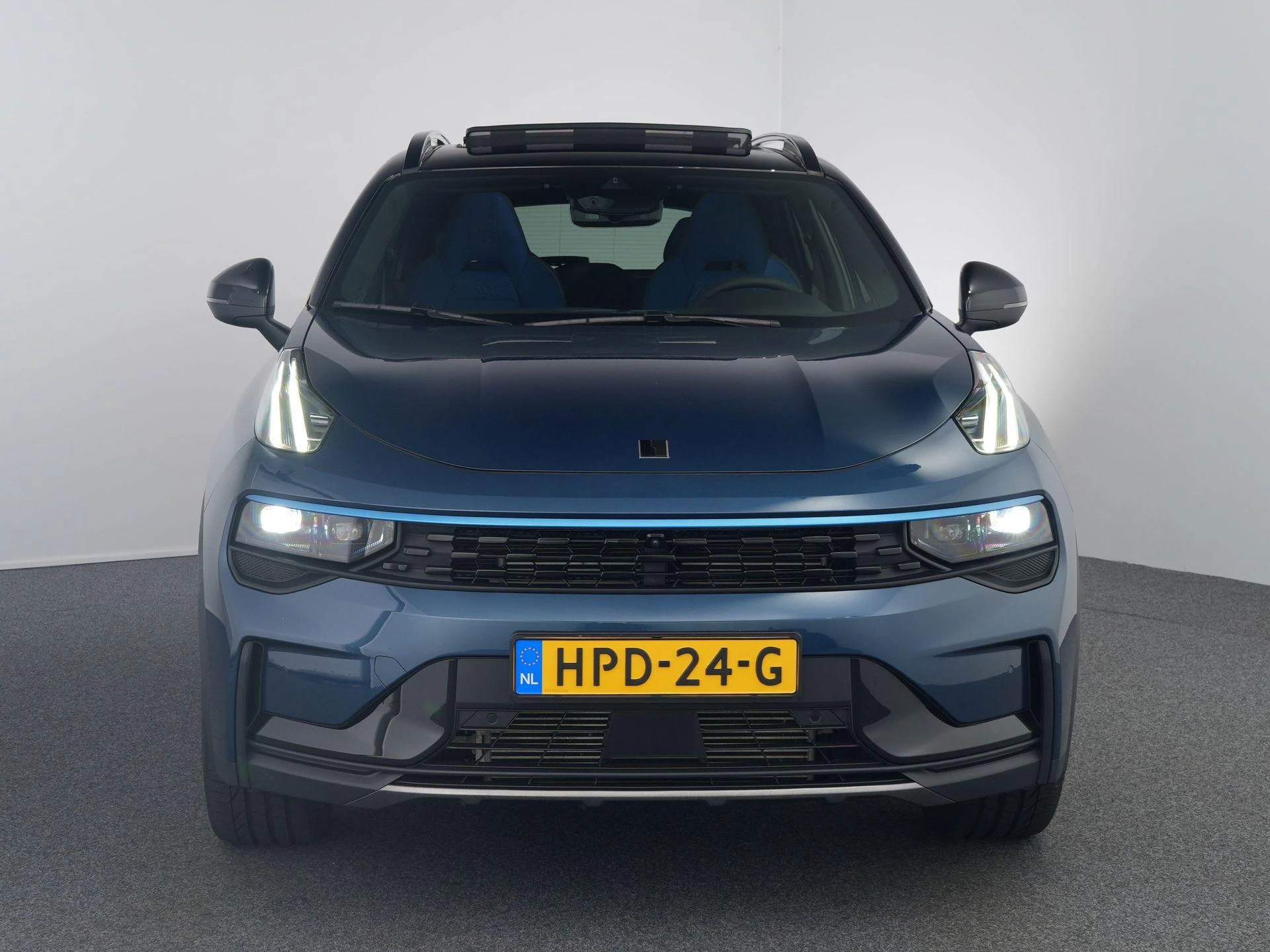 Hoofdafbeelding Lynk & Co 01