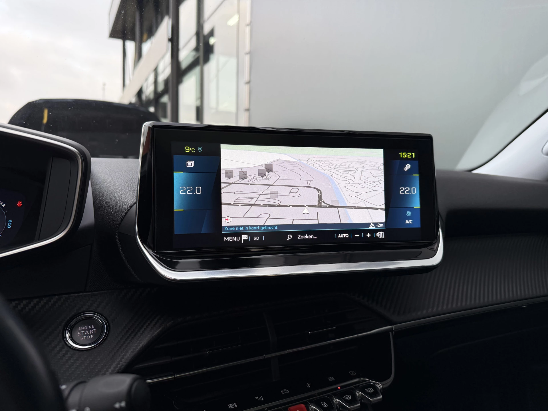 Hoofdafbeelding Peugeot e-2008