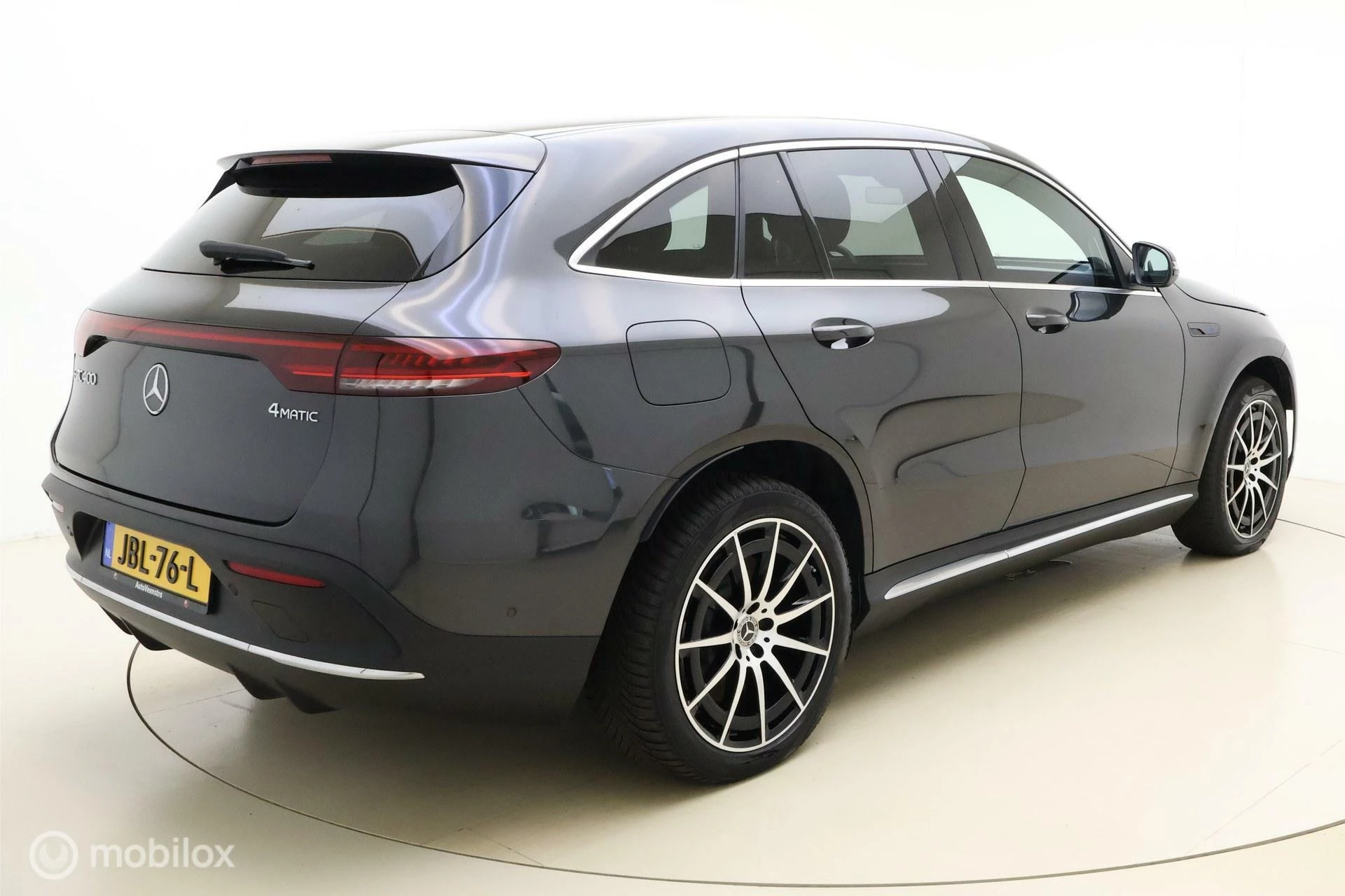 Hoofdafbeelding Mercedes-Benz EQC