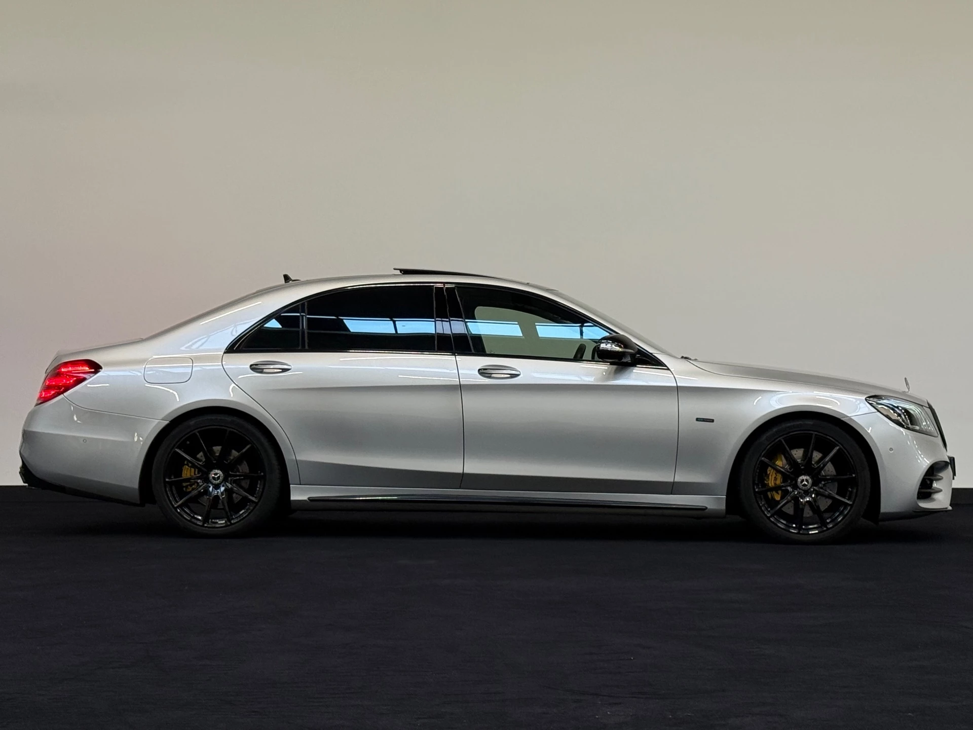 Hoofdafbeelding Mercedes-Benz S-Klasse