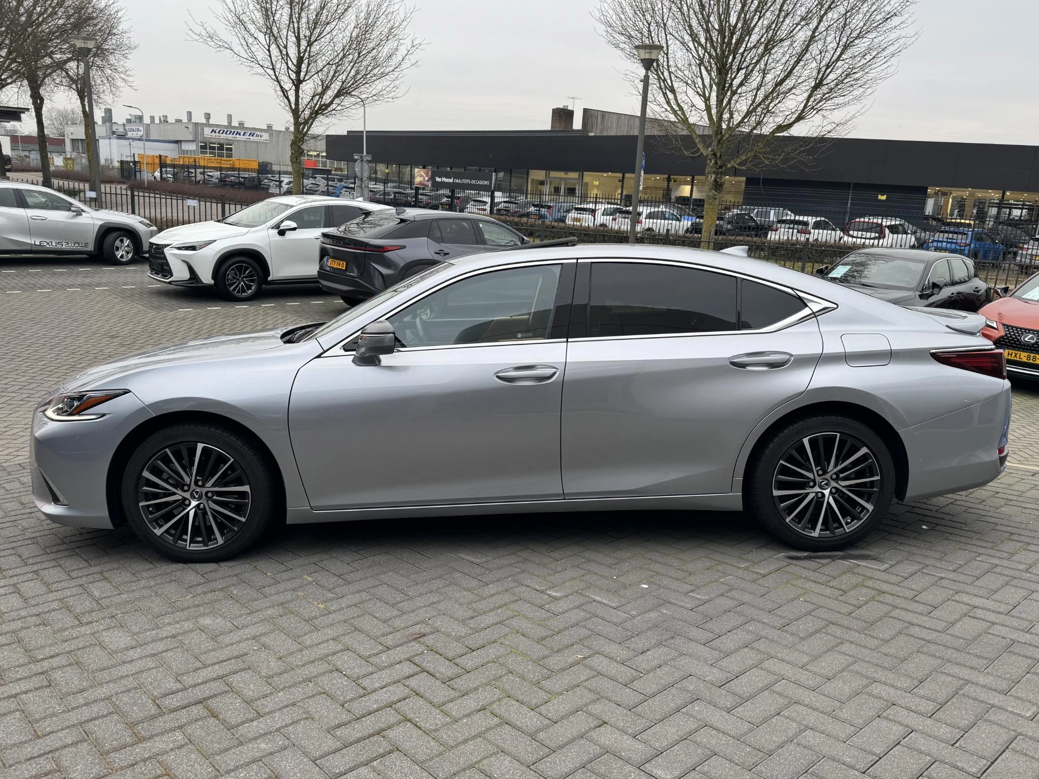 Hoofdafbeelding Lexus ES