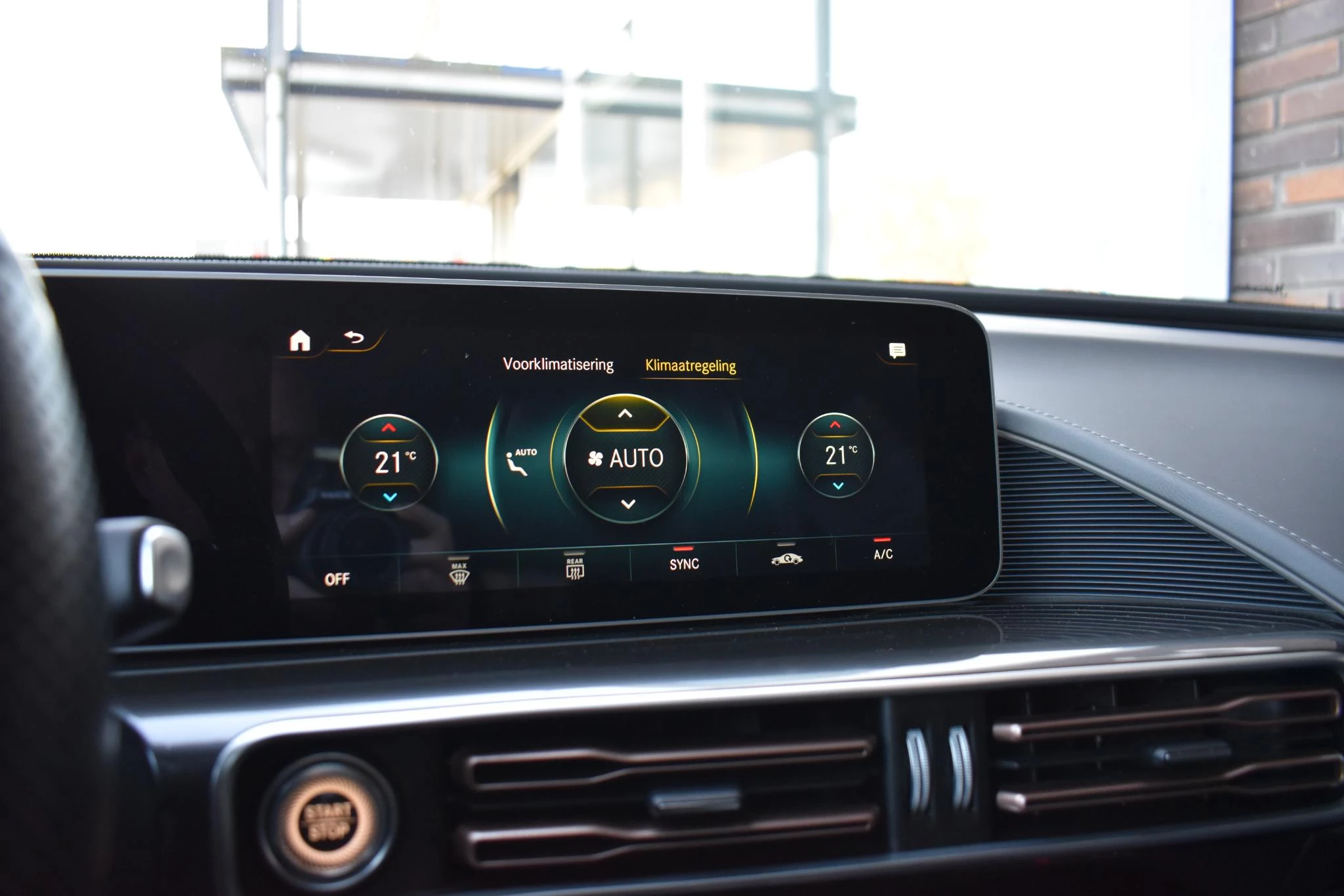 Hoofdafbeelding Mercedes-Benz EQC