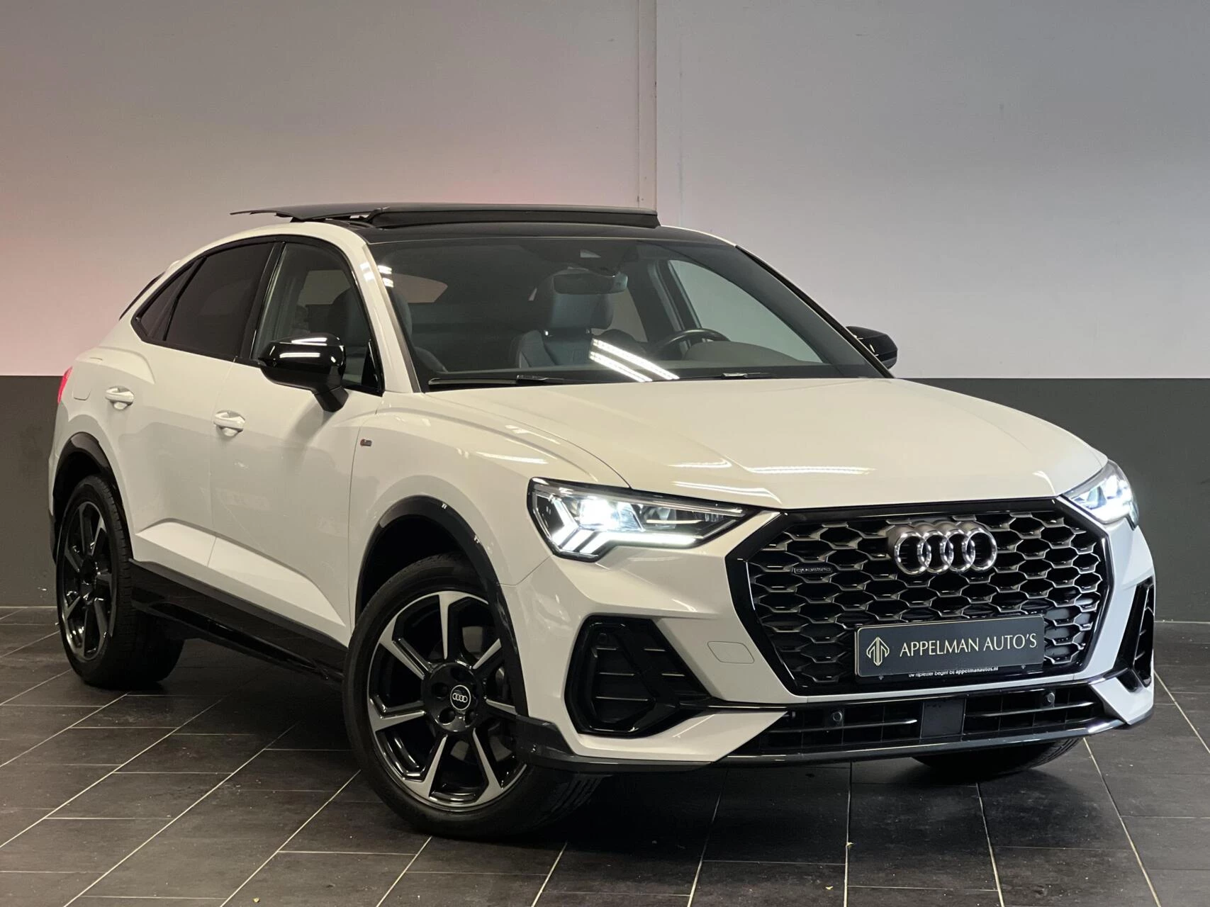 Hoofdafbeelding Audi Q3