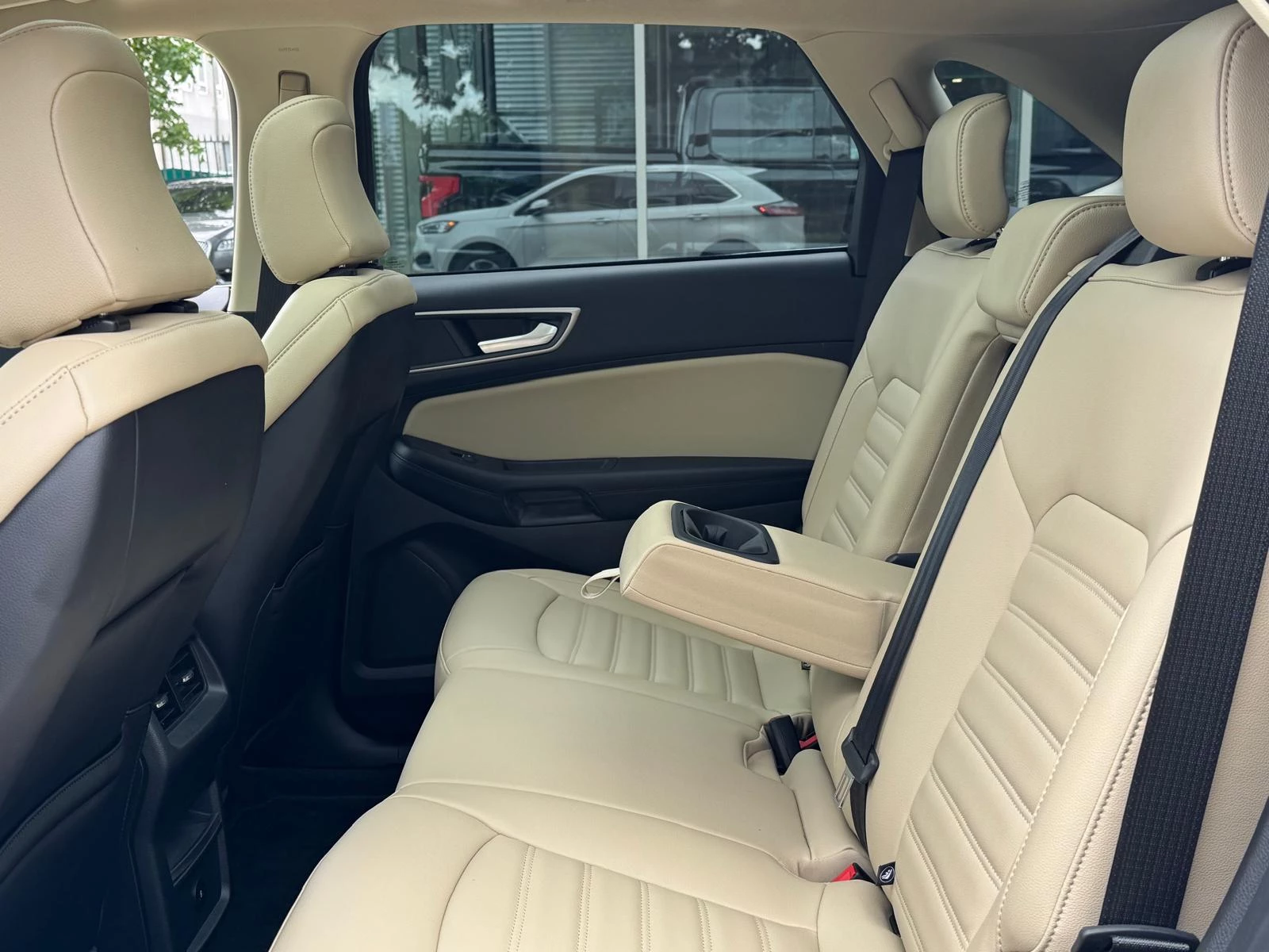 Hoofdafbeelding Ford Edge