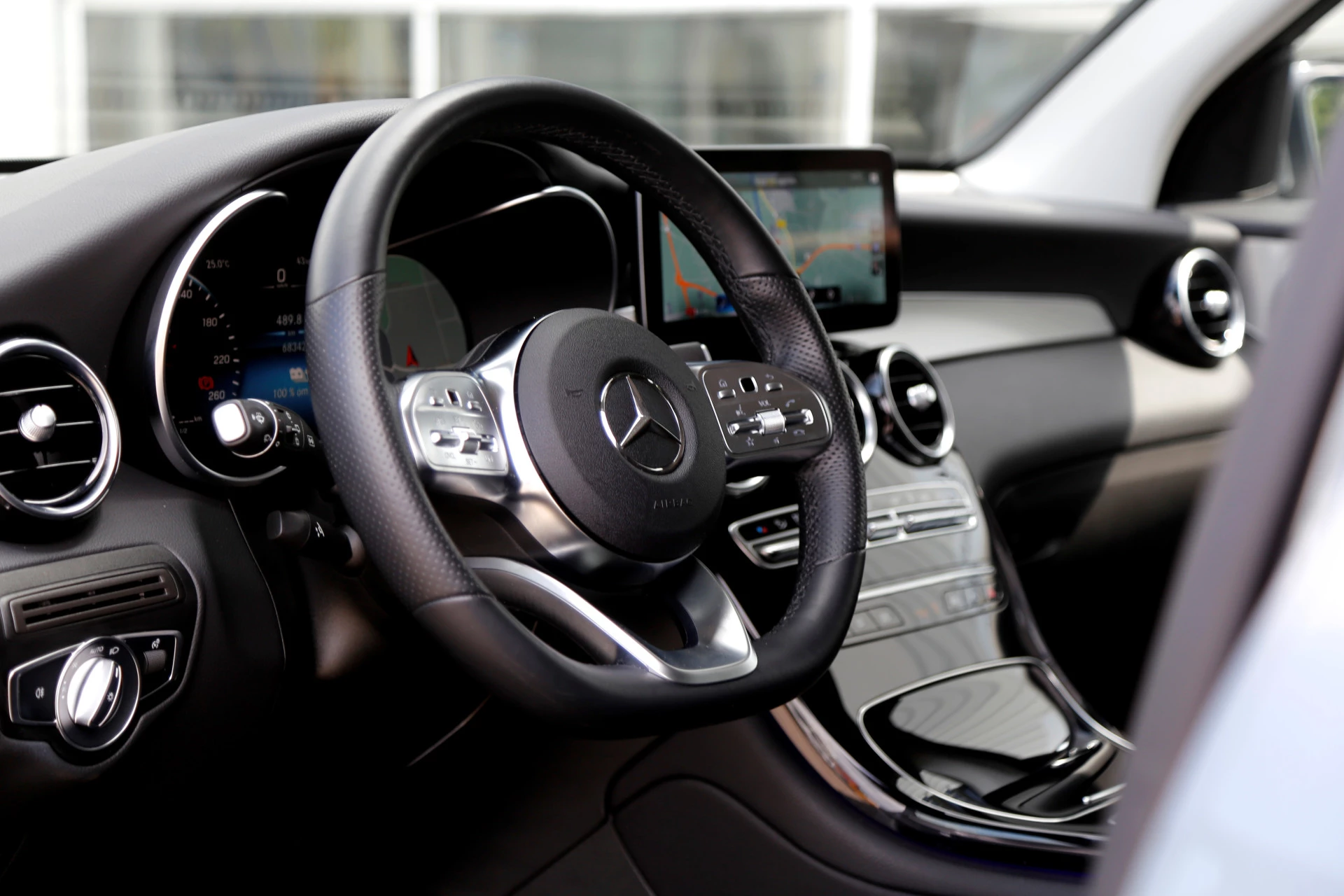 Hoofdafbeelding Mercedes-Benz GLC