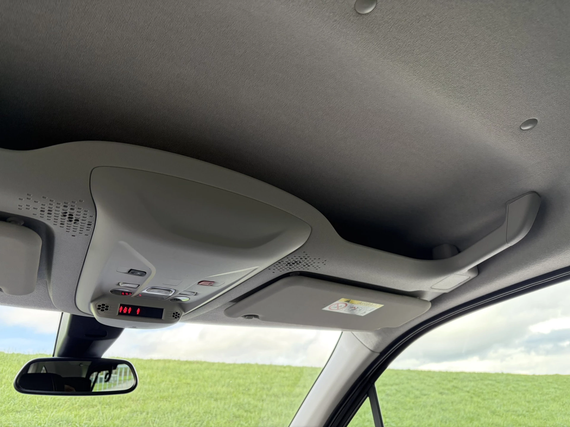 Hoofdafbeelding Peugeot Rifter
