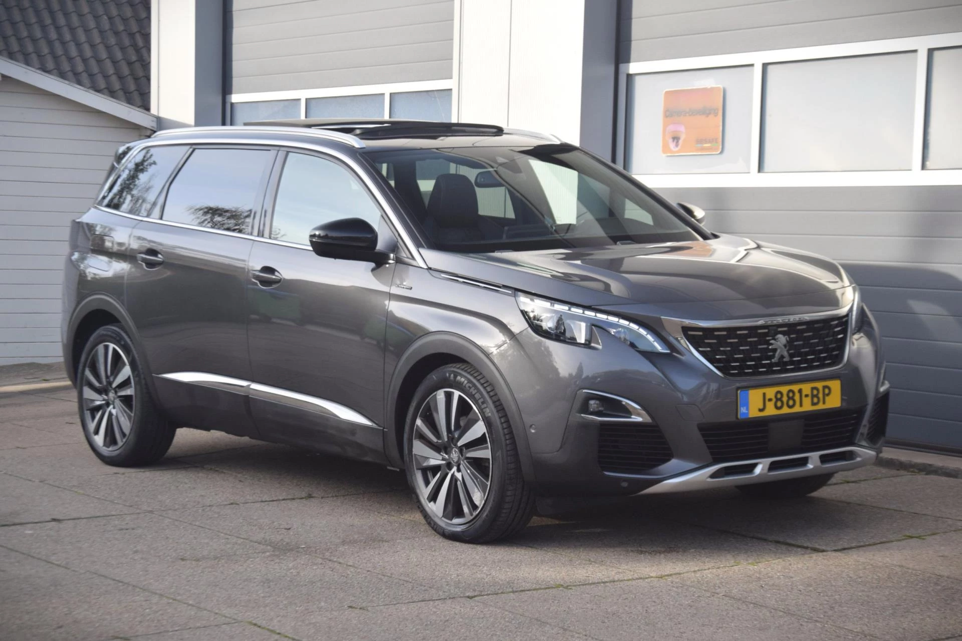 Hoofdafbeelding Peugeot 5008