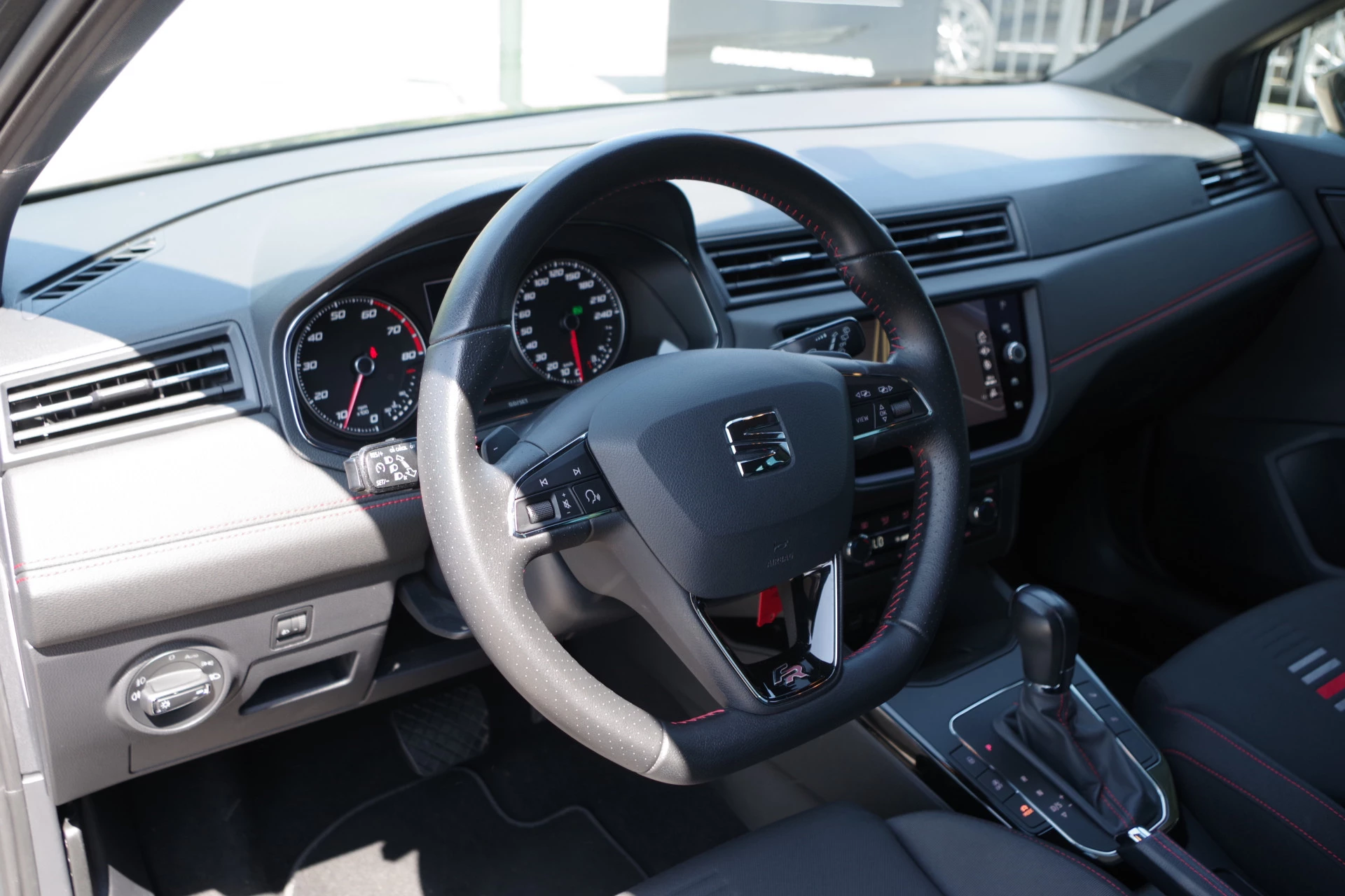 Hoofdafbeelding SEAT Arona