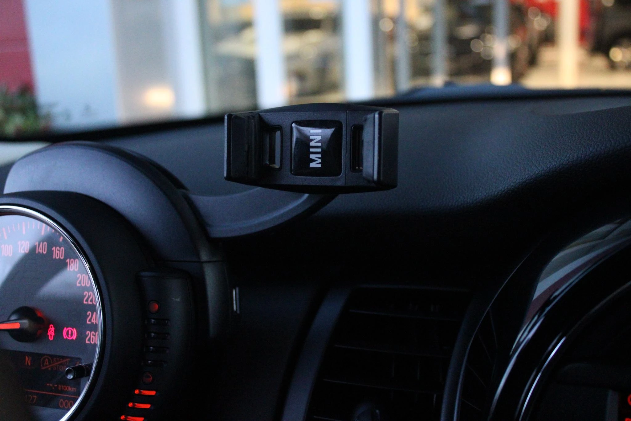 Hoofdafbeelding MINI One