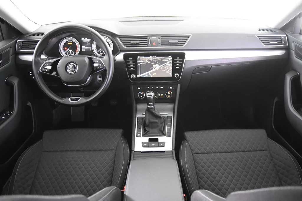Hoofdafbeelding Škoda Superb