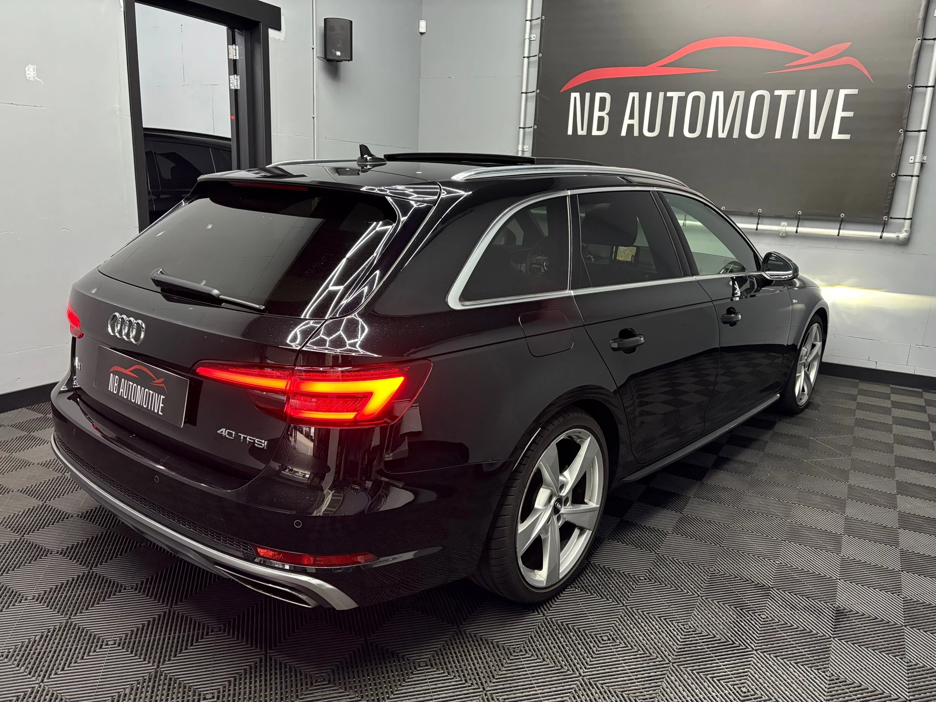 Hoofdafbeelding Audi A4