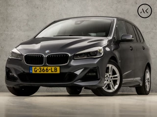 BMW 2 Serie Gran Tourer 218i Executive M Sport Automaat (GROOT NAVI, M PAKKET, HEAD-UP DISPLAY, LEDER, SFEERVERLICHTING, GETINT GLAS, SPORTSTOELEN, DIGITAL COCKPIT, CRUISE, NIEUWE APK, NIEUWSTAAT)