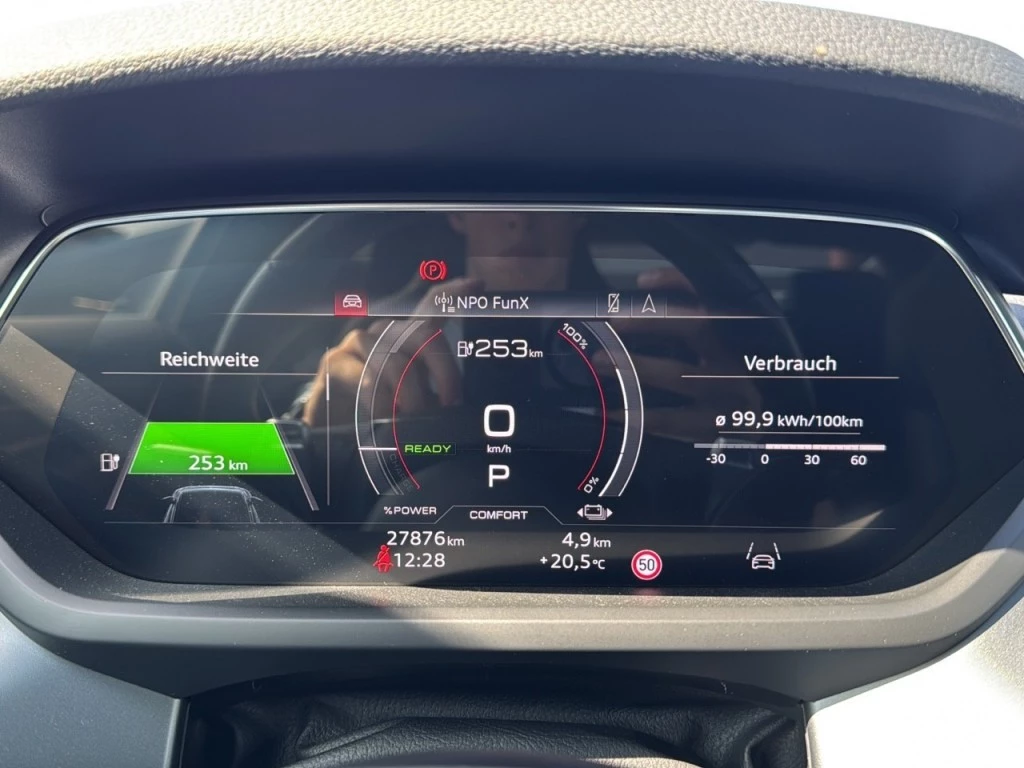 Hoofdafbeelding Audi e-tron
