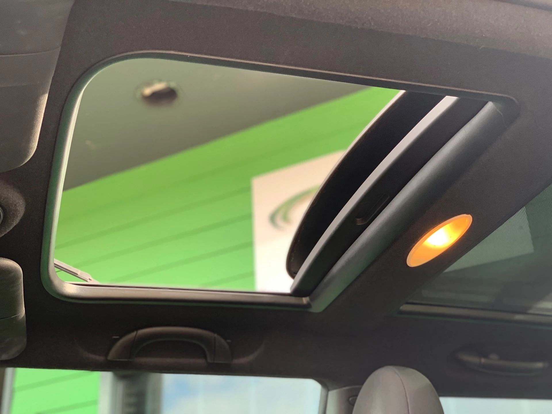 Hoofdafbeelding MINI One