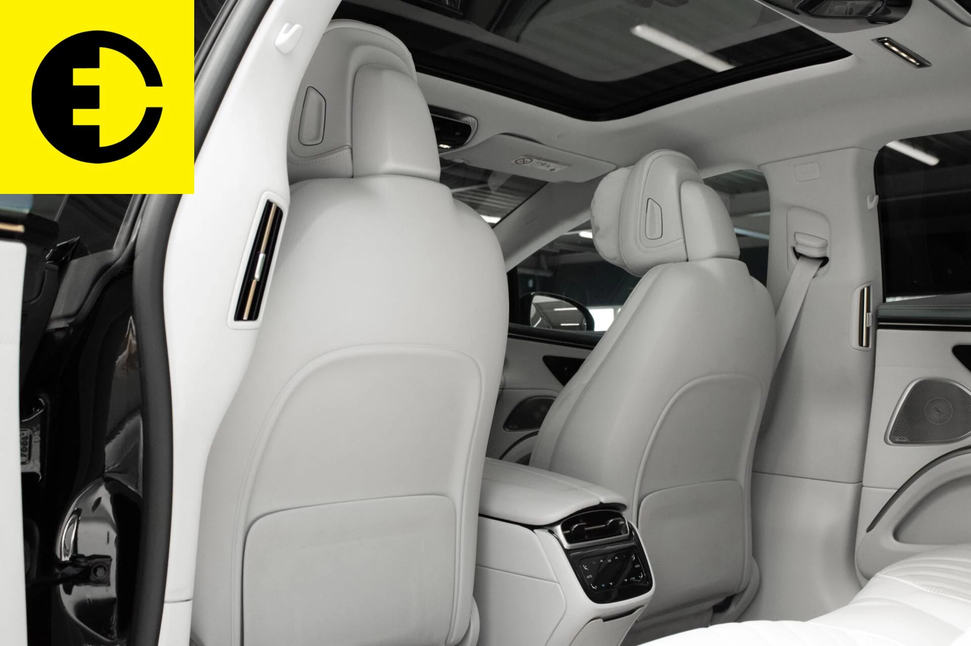 Hoofdafbeelding Mercedes-Benz EQS