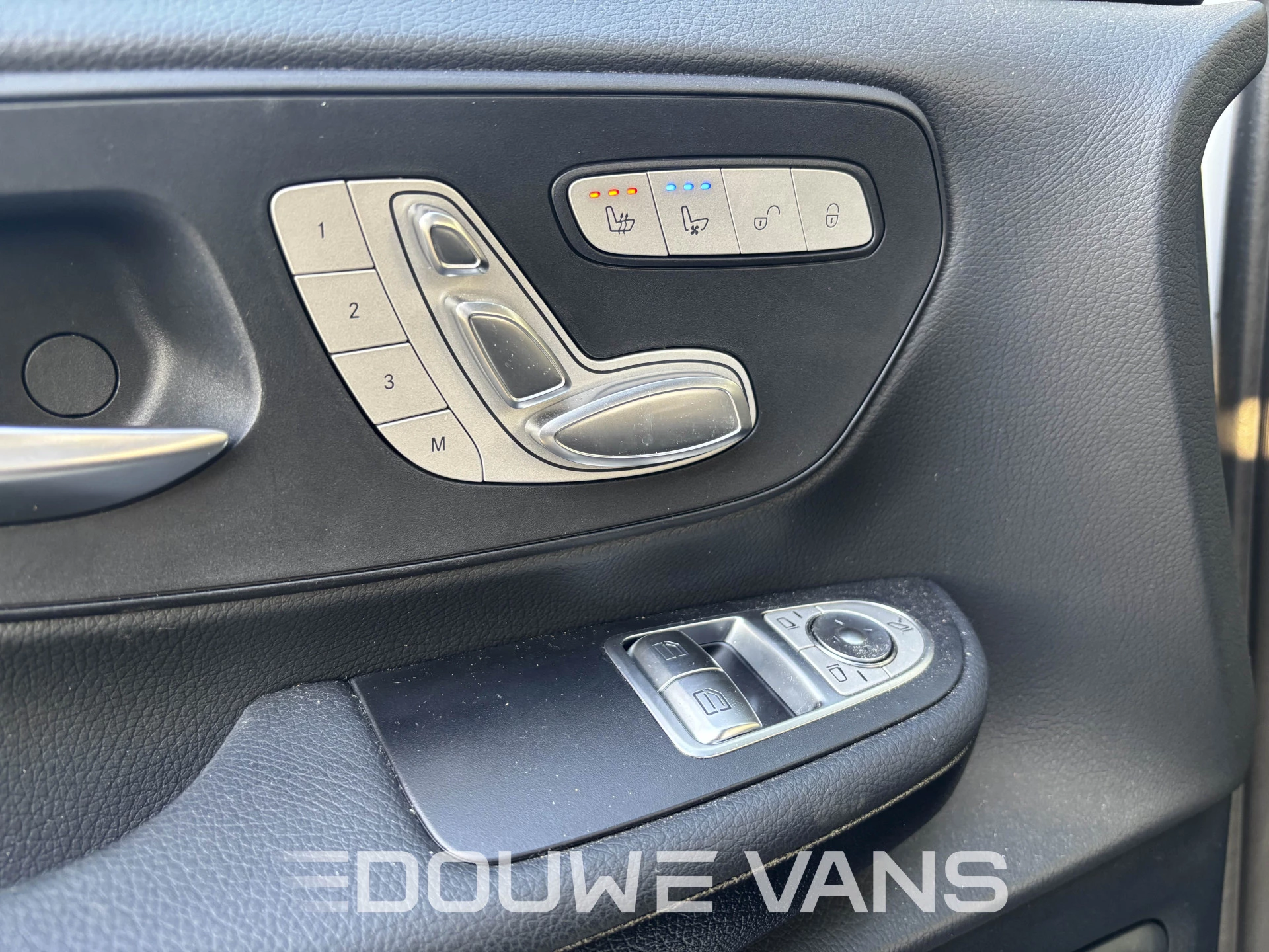 Hoofdafbeelding Mercedes-Benz EQV