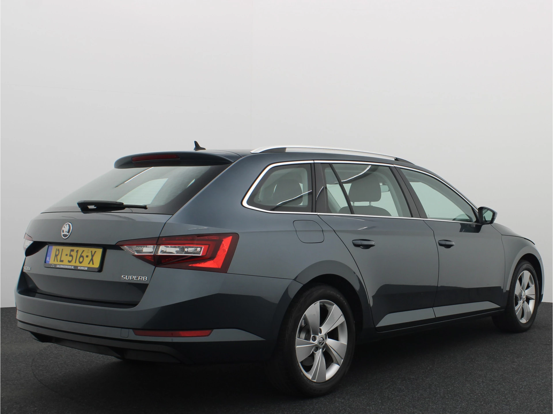 Hoofdafbeelding Škoda Superb