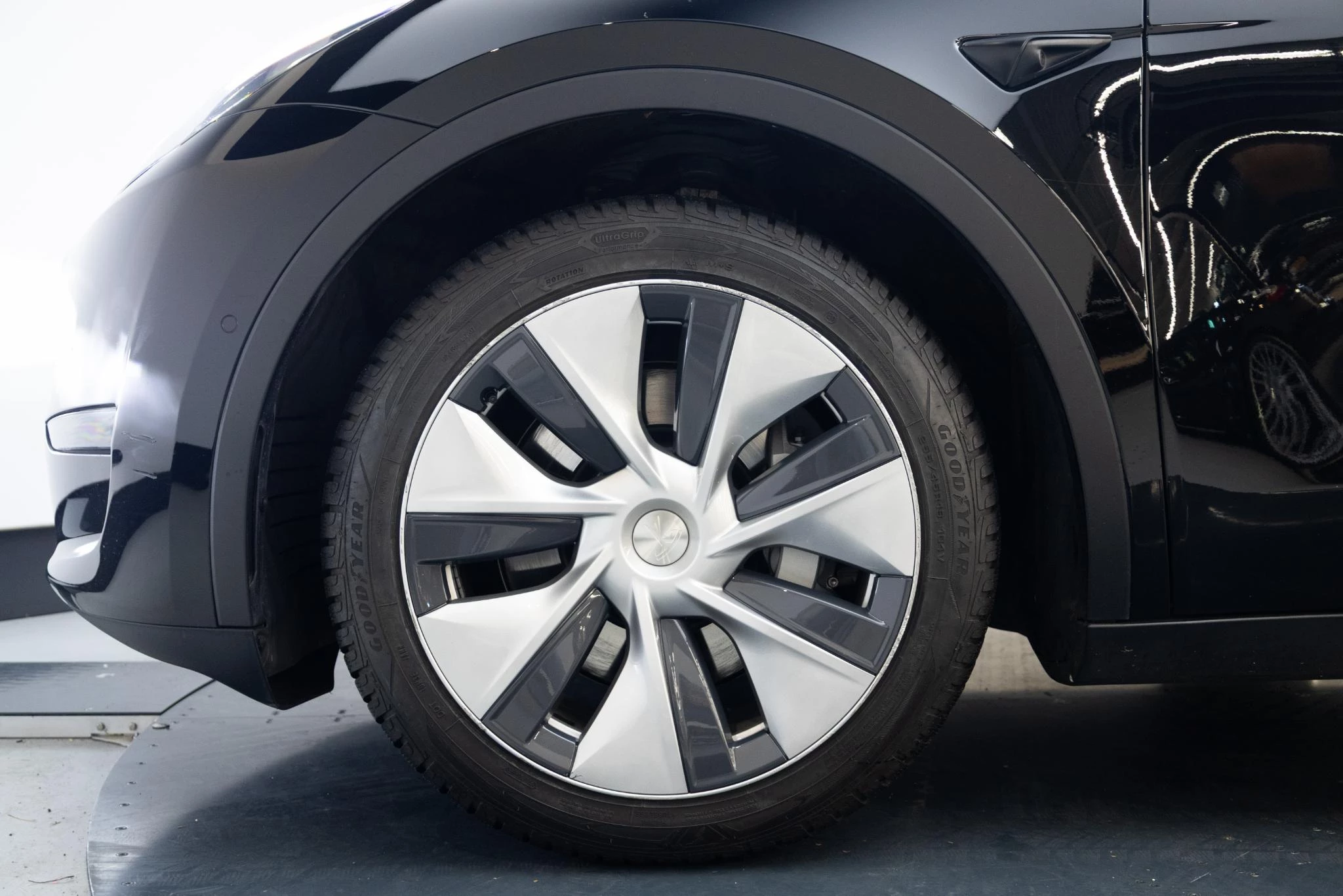 Hoofdafbeelding Tesla Model Y