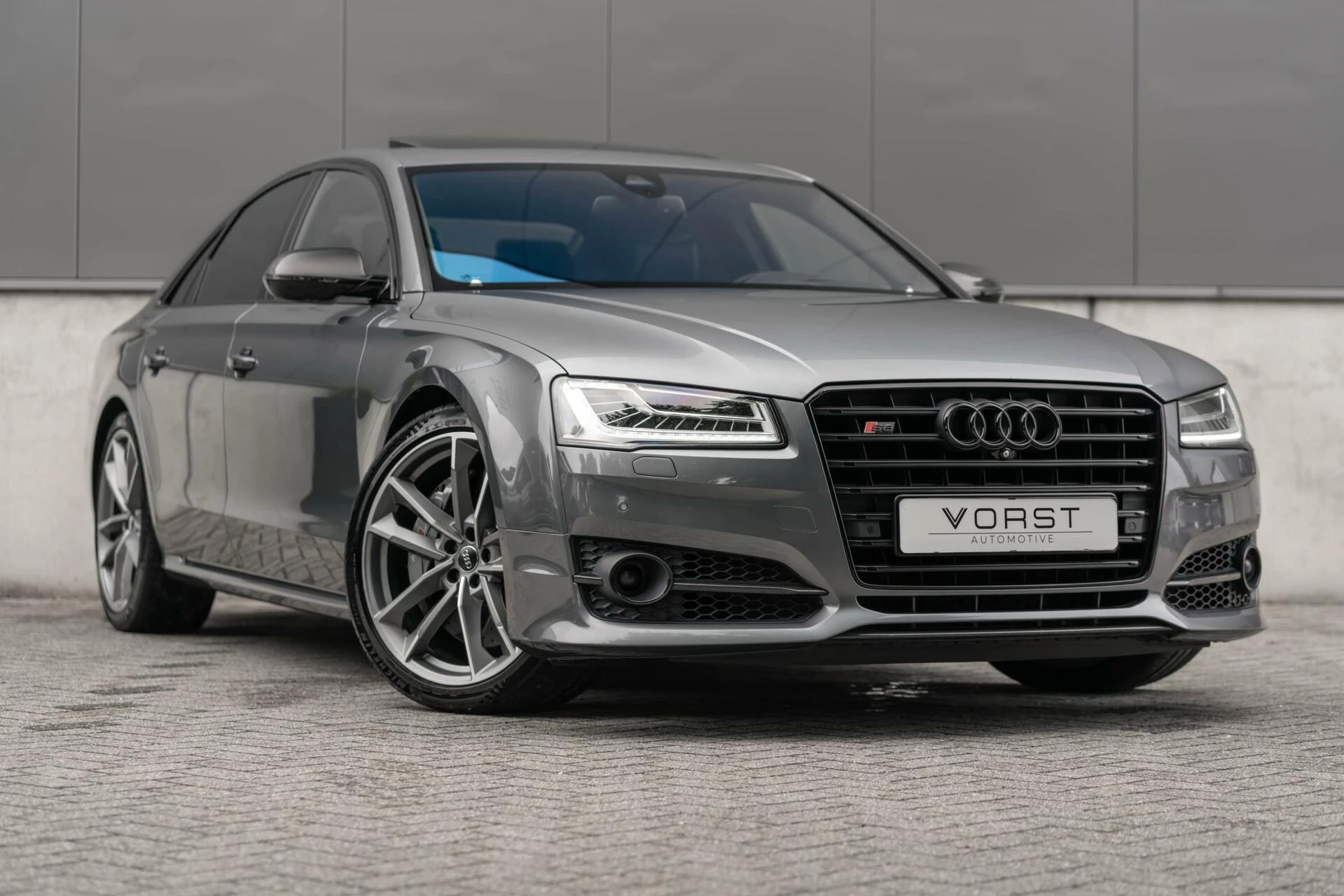 Hoofdafbeelding Audi S8