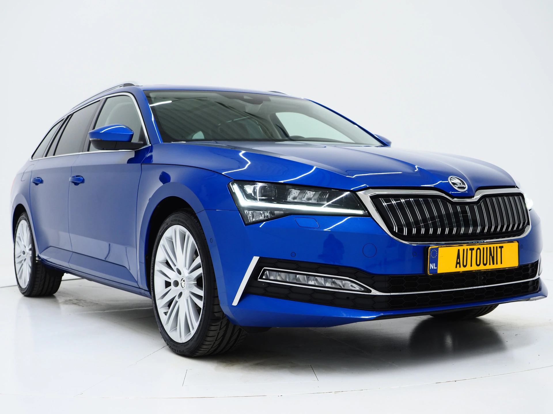 Hoofdafbeelding Škoda Superb
