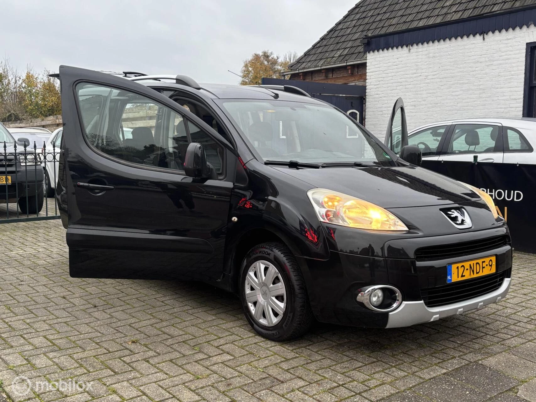 Hoofdafbeelding Peugeot Partner