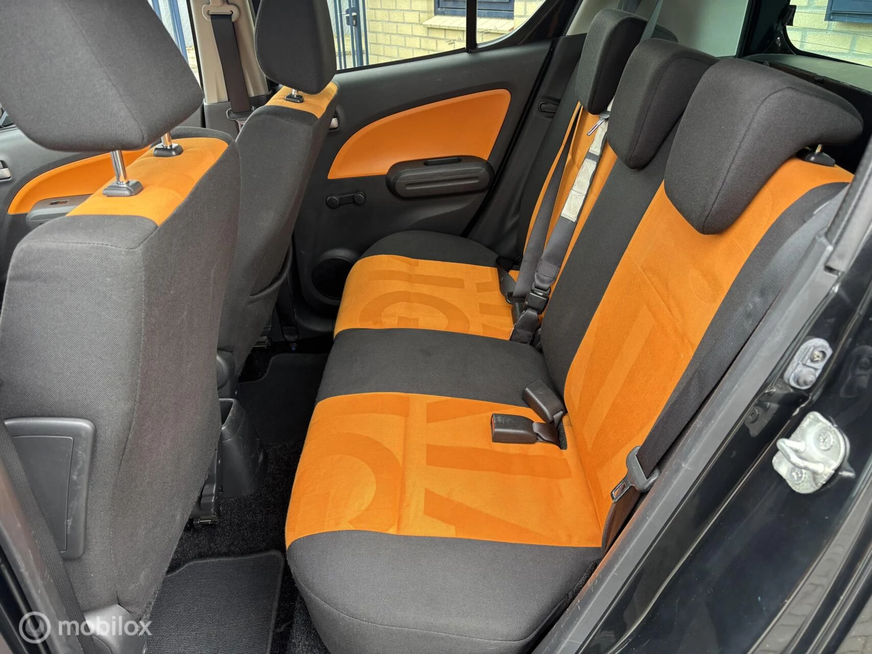 Hoofdafbeelding Opel Agila