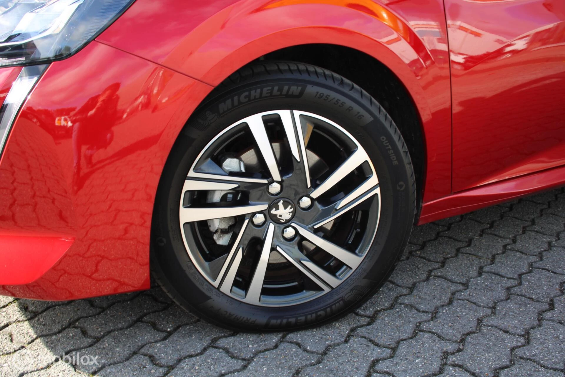 Hoofdafbeelding Peugeot 208