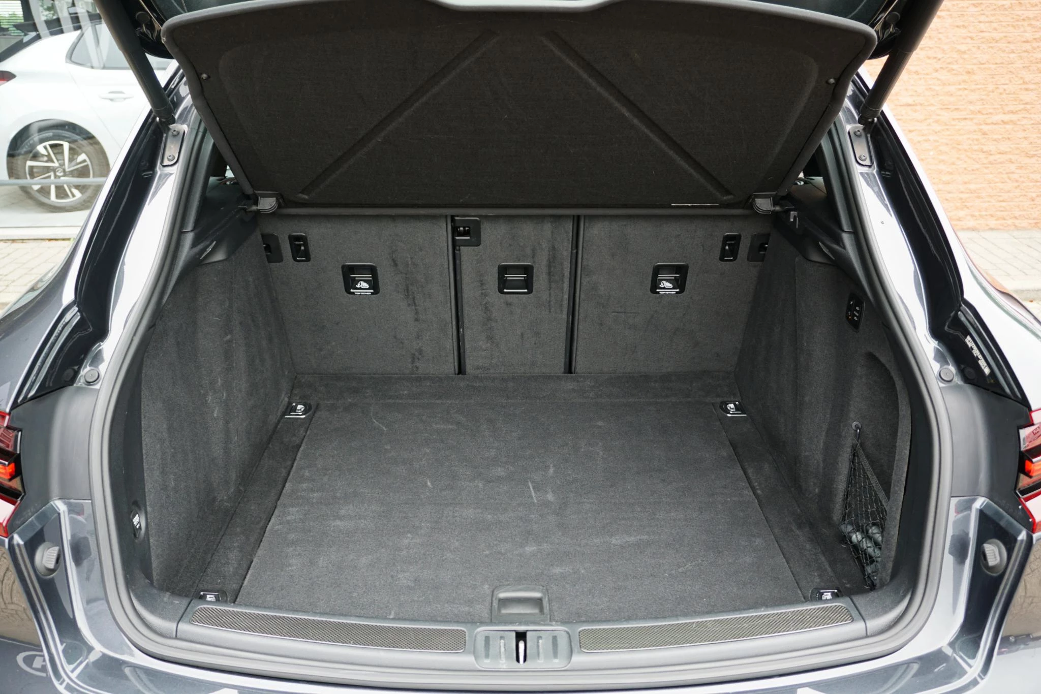 Hoofdafbeelding Porsche Macan