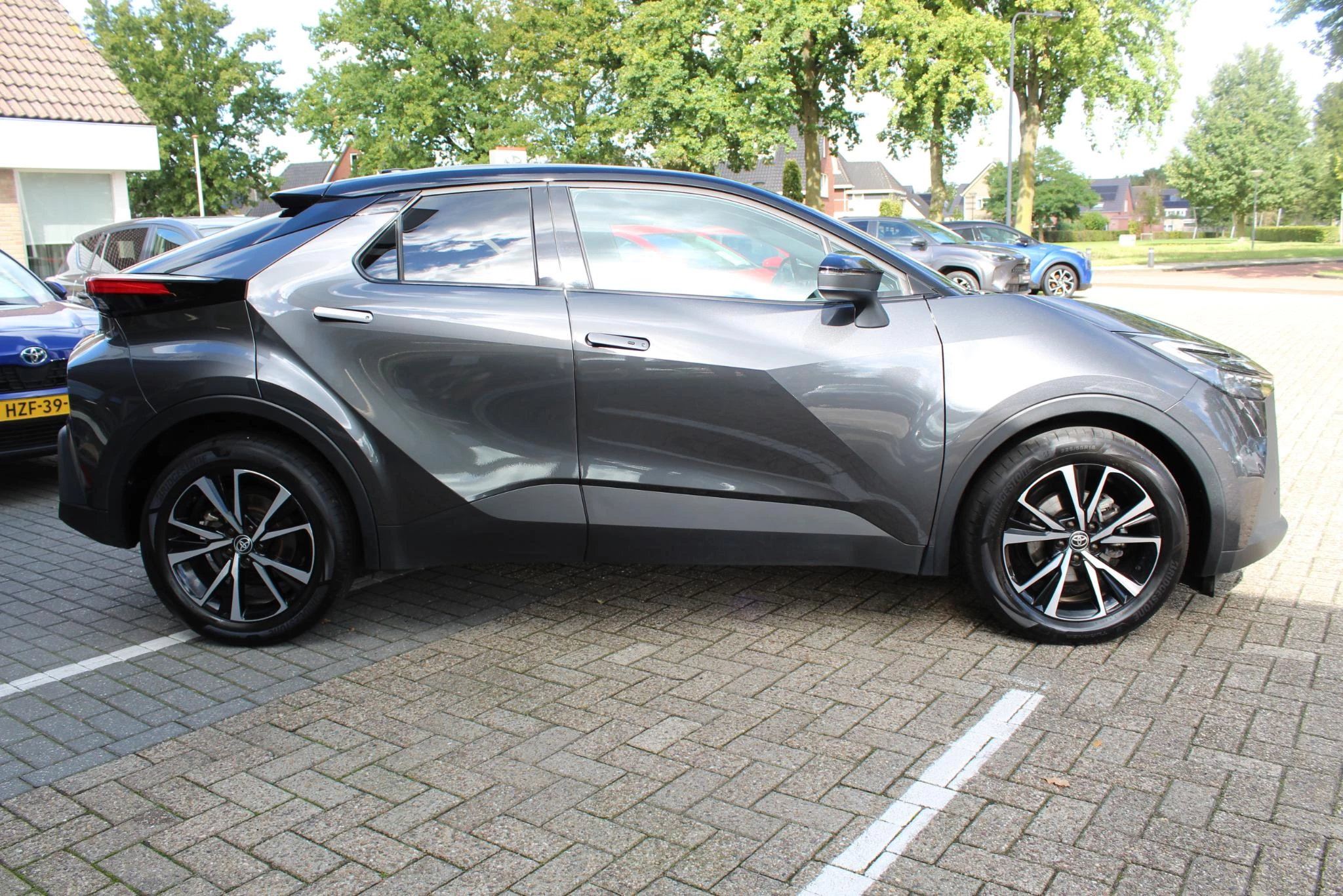 Hoofdafbeelding Toyota C-HR