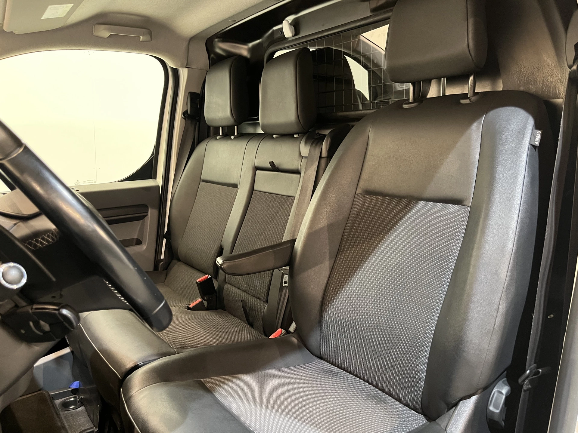 Hoofdafbeelding Peugeot Expert