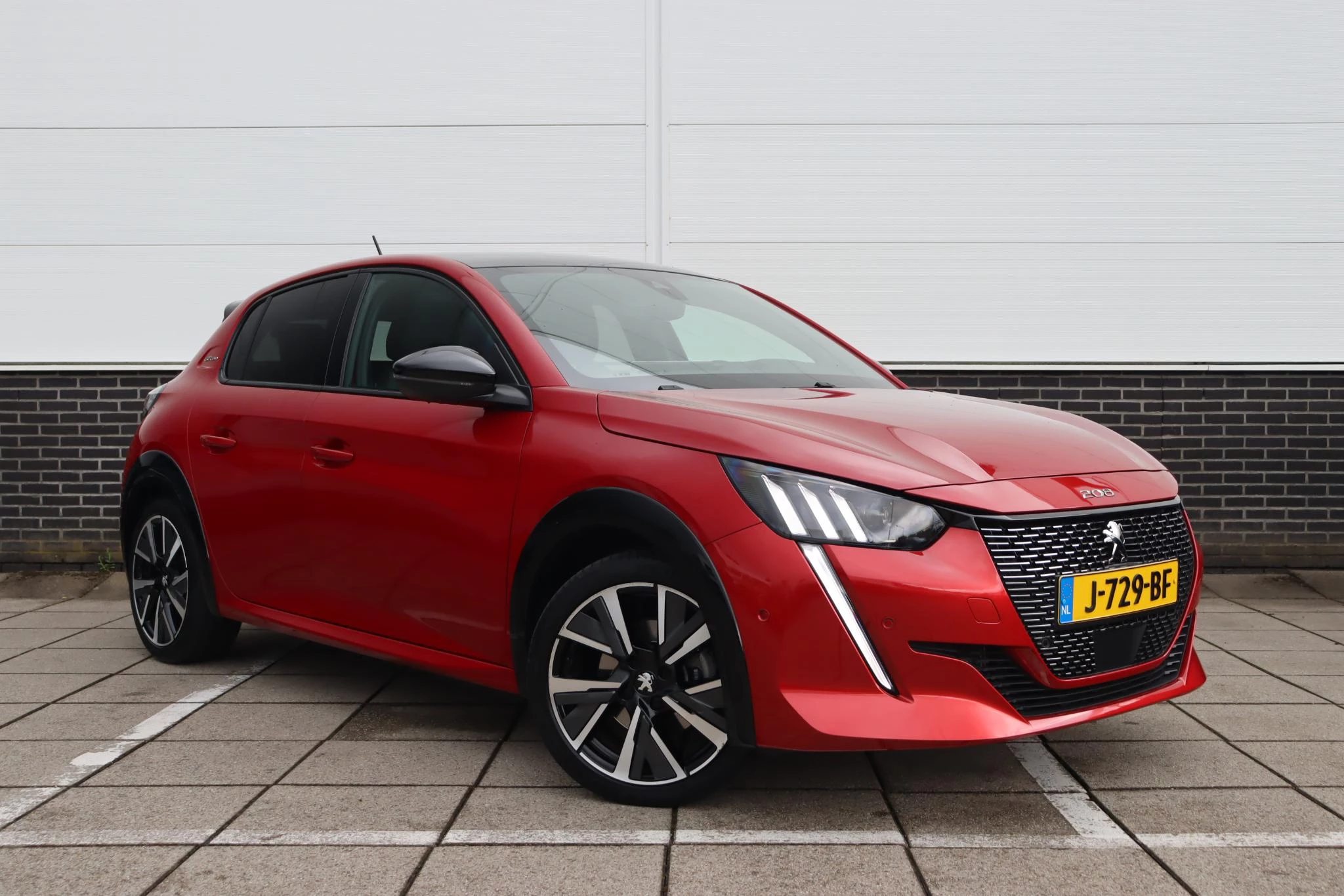 Hoofdafbeelding Peugeot 208