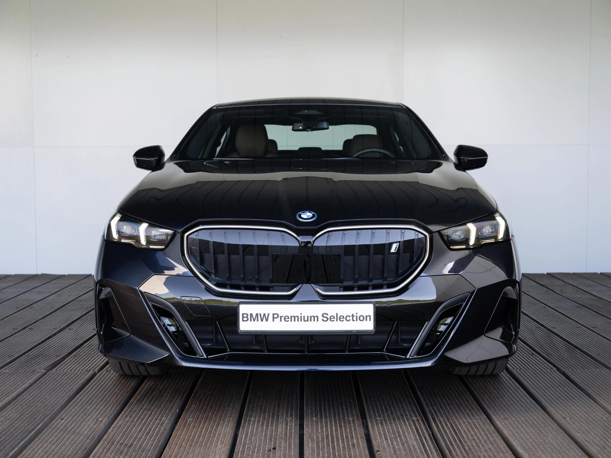 Hoofdafbeelding BMW i5