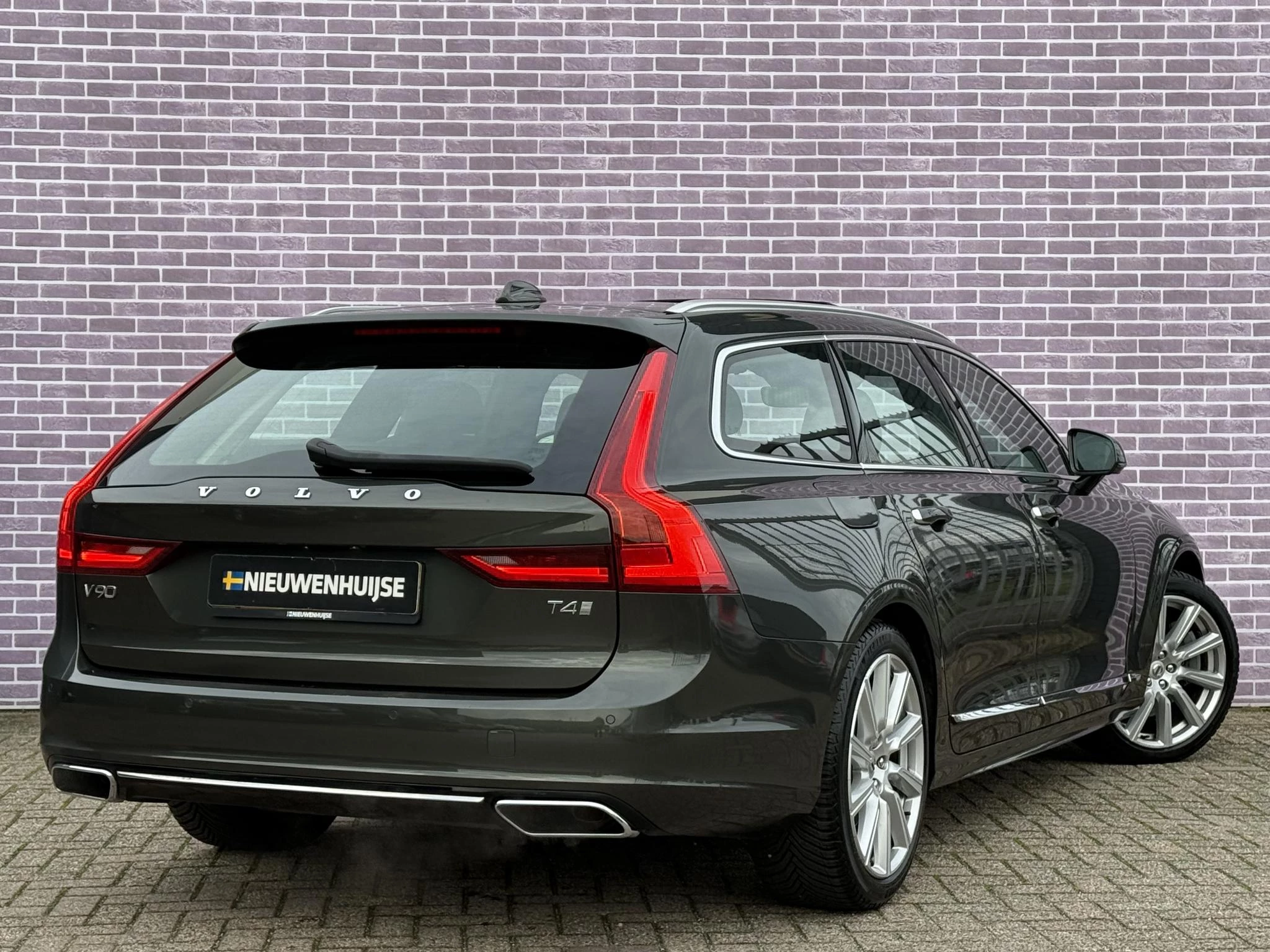 Hoofdafbeelding Volvo V90