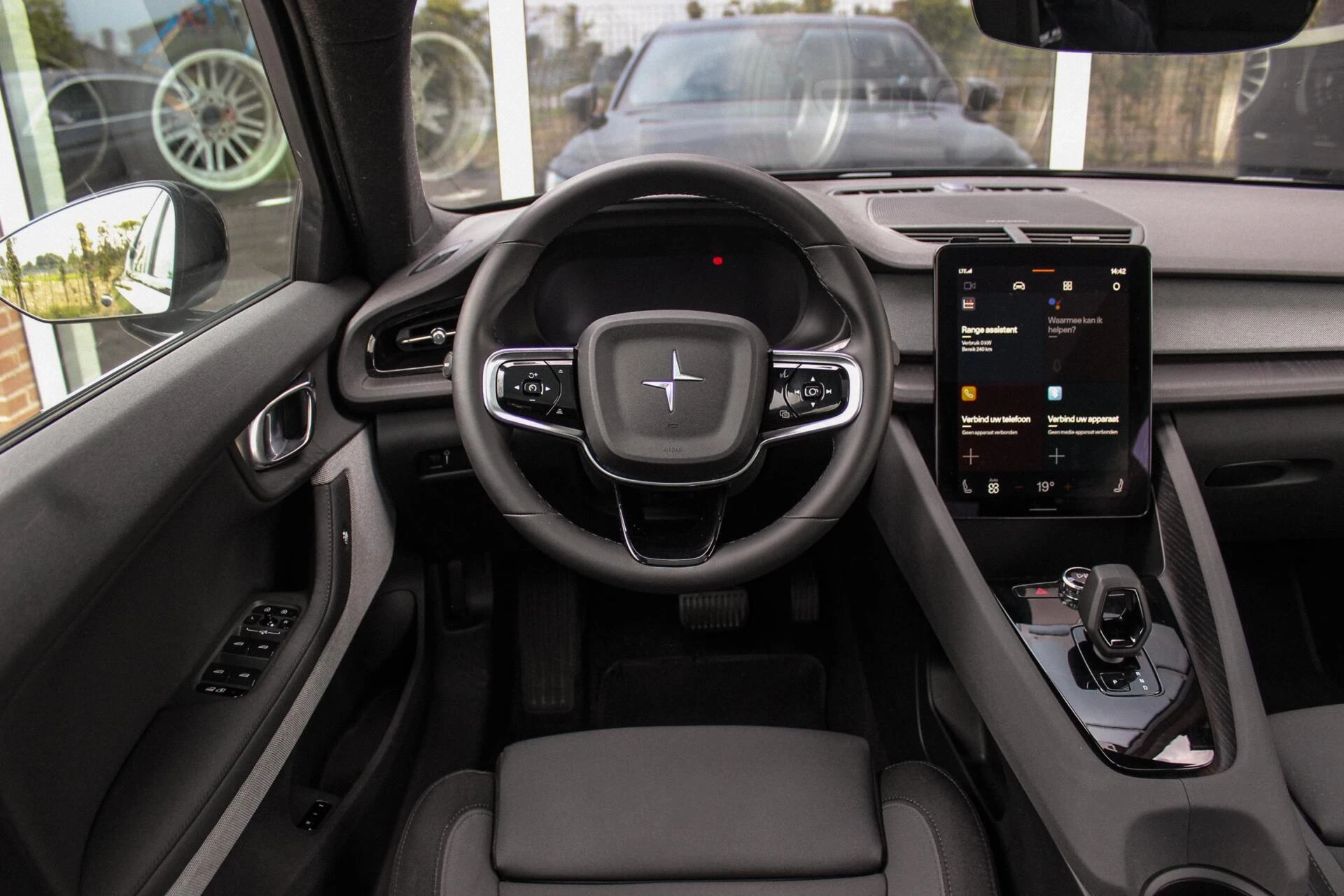 Hoofdafbeelding Polestar 2