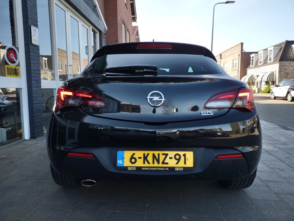 Hoofdafbeelding Opel Astra