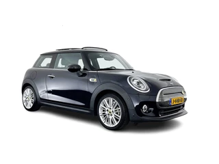 MINI Electric Mini Yours 33 kWh [ 3-Fase ] (INCL-BTW) Aut.*PANO | LUXURY-LEATHER | HARMAN/KARDON-AUDIO | MATRIX-LED | KEYLESS | CAMERA | NAVI-FULLMAP | DIGI-COCKPIT | DAB | HEAD-UP | HEATED-SPORTSEATS | AMBIENT-LIGHT | CCS-FASTLOADER 