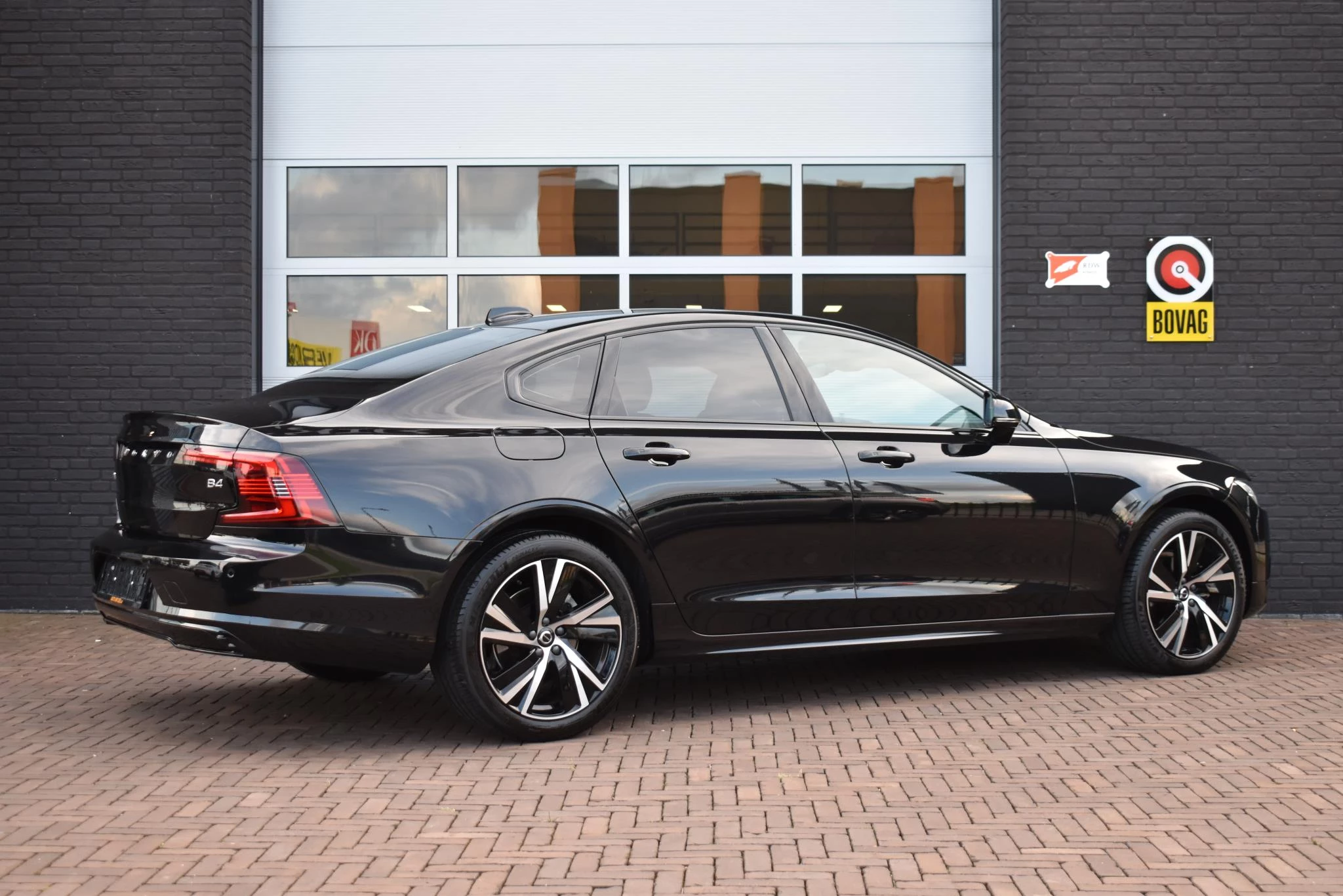 Hoofdafbeelding Volvo S90