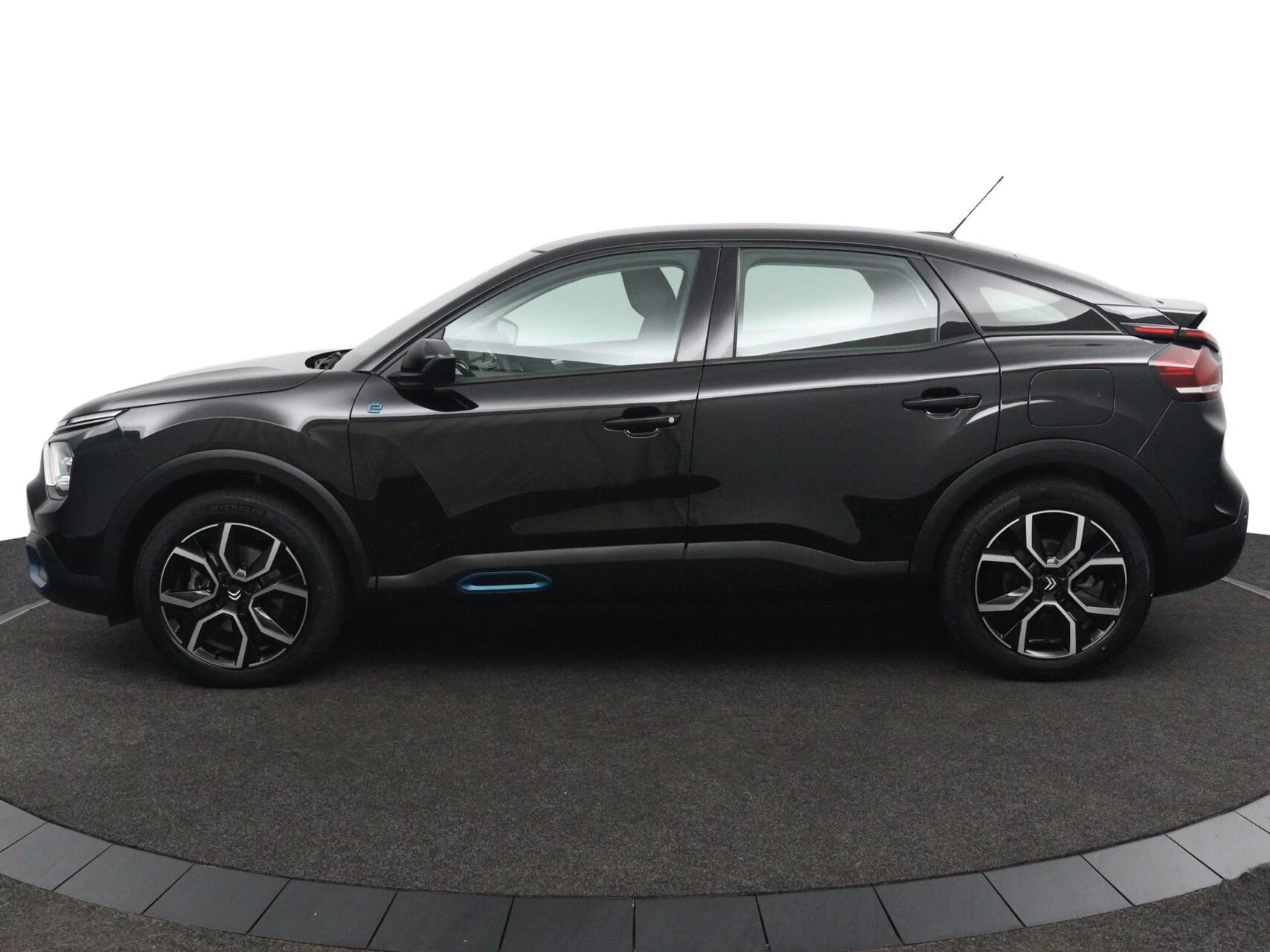 Hoofdafbeelding Citroën ë-C4