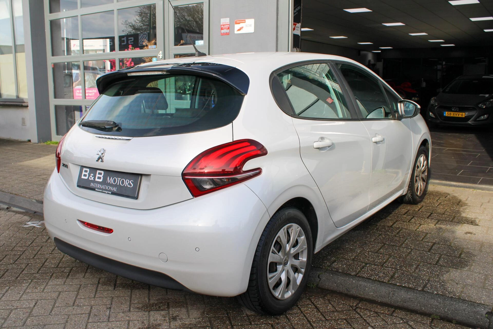 Hoofdafbeelding Peugeot 208