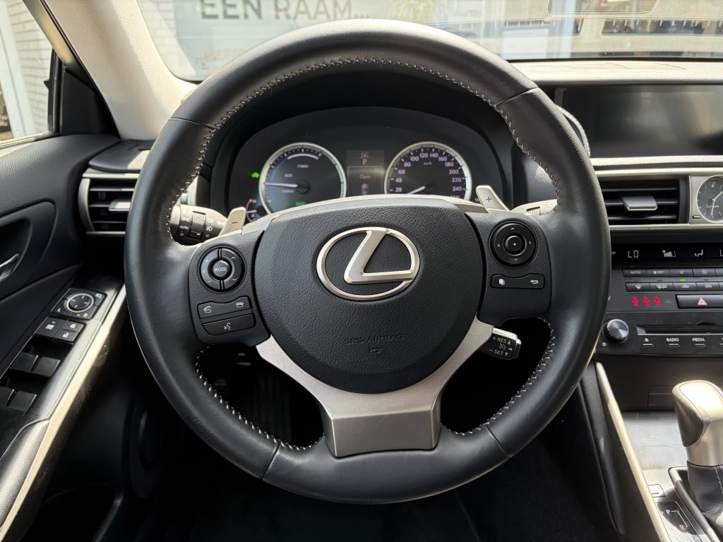 Hoofdafbeelding Lexus IS