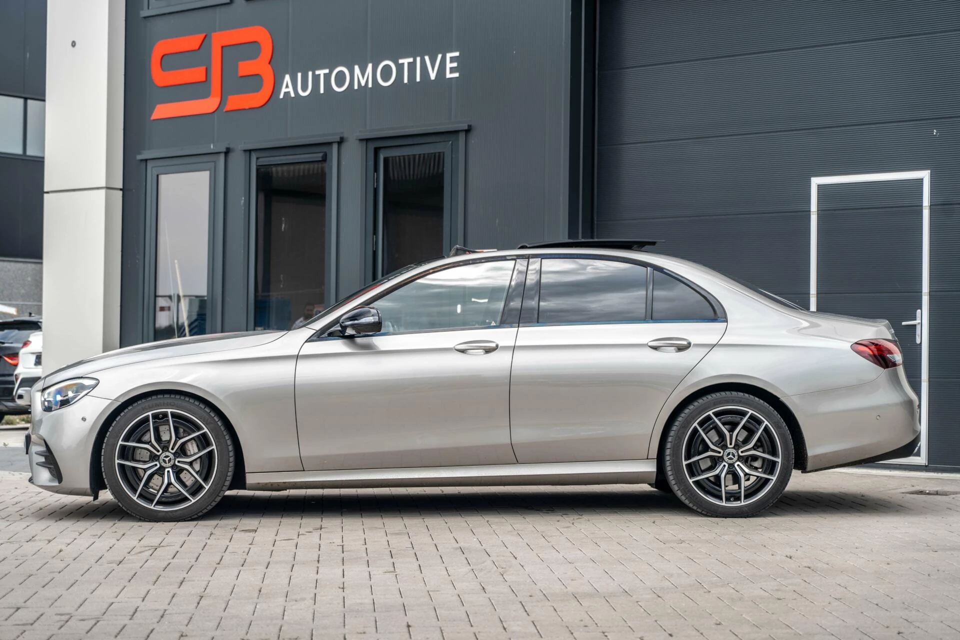Hoofdafbeelding Mercedes-Benz E-Klasse