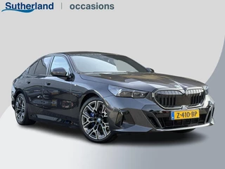 BMW i5 eDrive40 84 kWh | VOL! | Panoramadak | H&K Audio | M Pakket | Stoel- Ventilatie & Verwarming | Memory Seats |